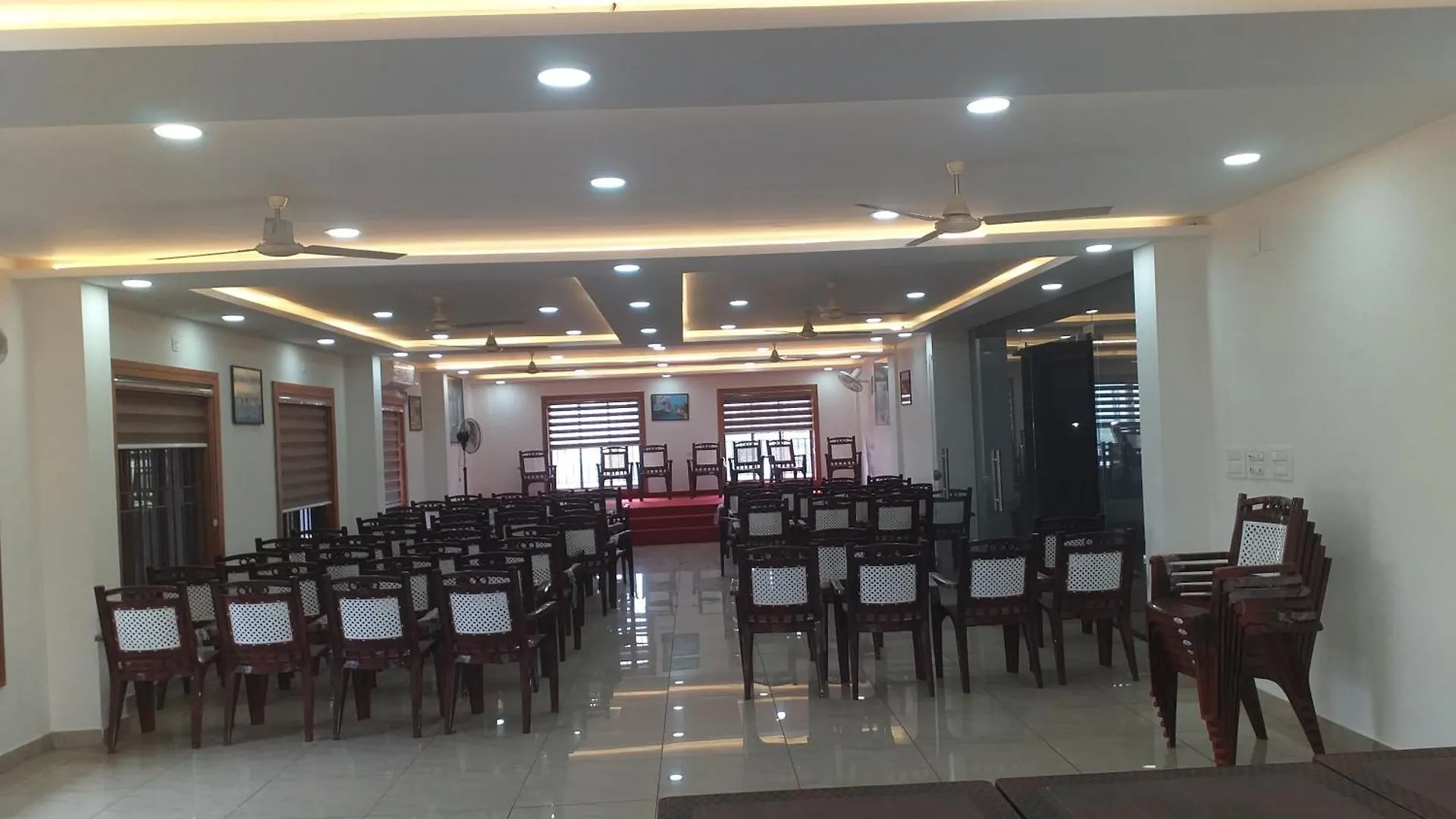 Cmax Horizon ,Lodge, Conference Hall, Dormitory Hall Nileshwar Hotel